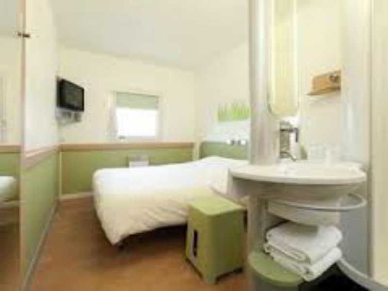 Cordia Hotel Surabaya Airport - Hotel Dalam Bandara - Formerly Ibis Budget Surabaya Airport Sidoarjo Zewnętrze zdjęcie