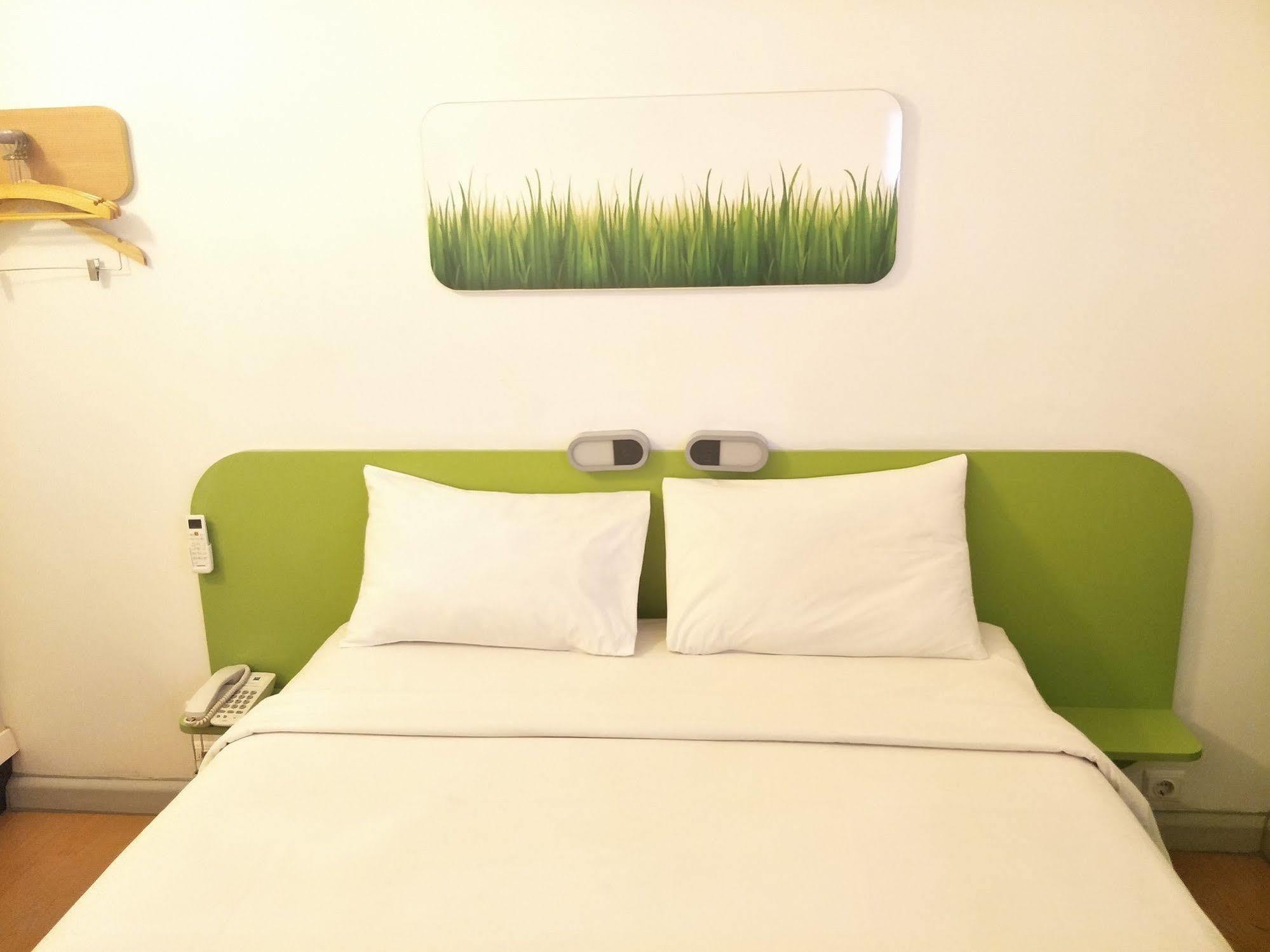 Cordia Hotel Surabaya Airport - Hotel Dalam Bandara - Formerly Ibis Budget Surabaya Airport Sidoarjo Zewnętrze zdjęcie