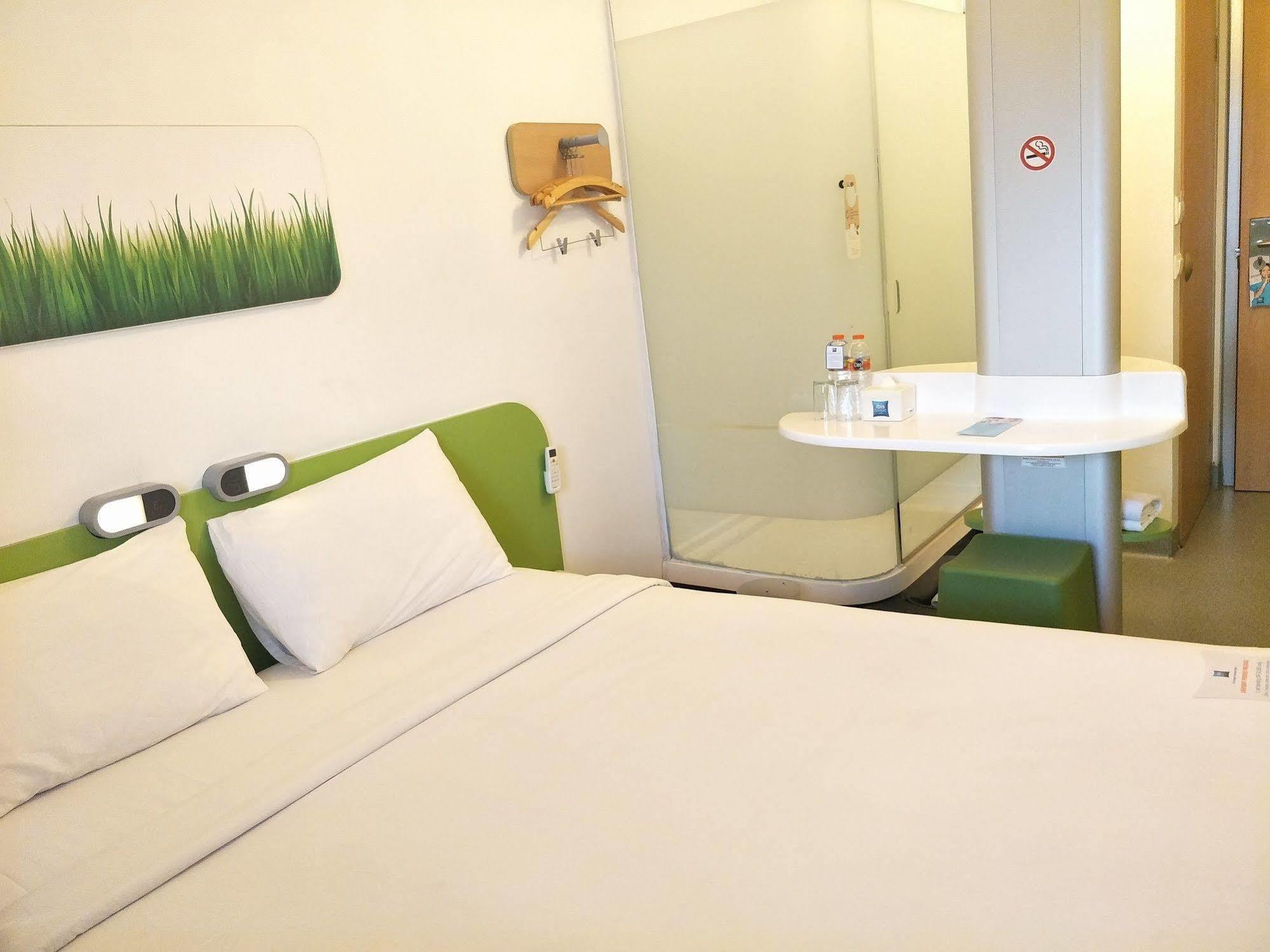 Cordia Hotel Surabaya Airport - Hotel Dalam Bandara - Formerly Ibis Budget Surabaya Airport Sidoarjo Zewnętrze zdjęcie