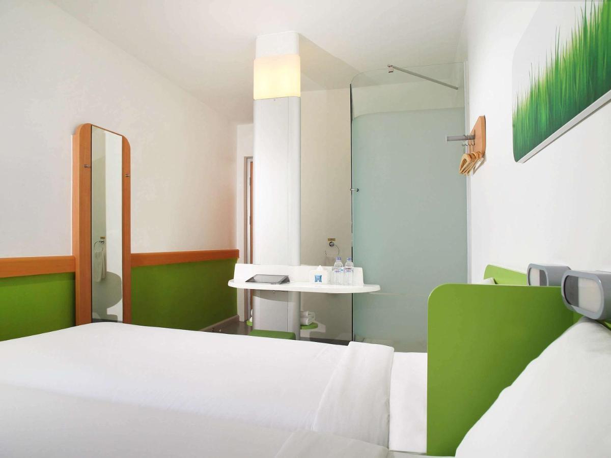 Cordia Hotel Surabaya Airport - Hotel Dalam Bandara - Formerly Ibis Budget Surabaya Airport Sidoarjo Zewnętrze zdjęcie